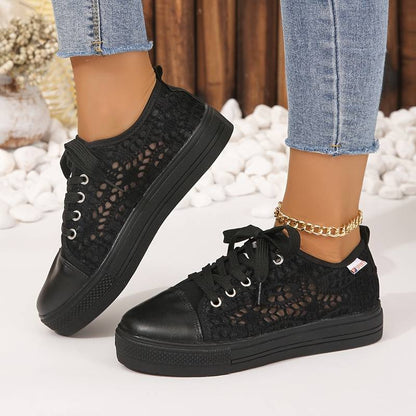 Anges | Chic And Airy Lace Sneakers