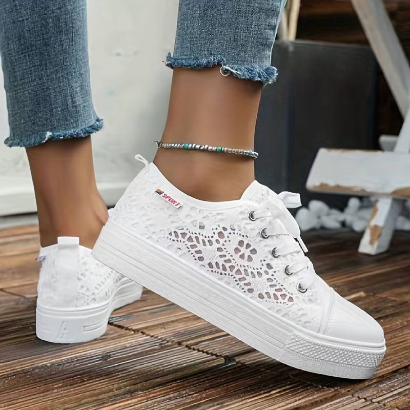 Anges | Chic And Airy Lace Sneakers