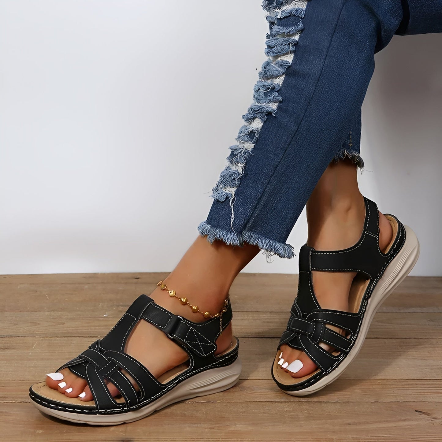 Sandera | Orthopedic Sandals For Style And Comfort