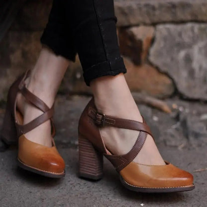 Ellis Sommer clogs made of leather