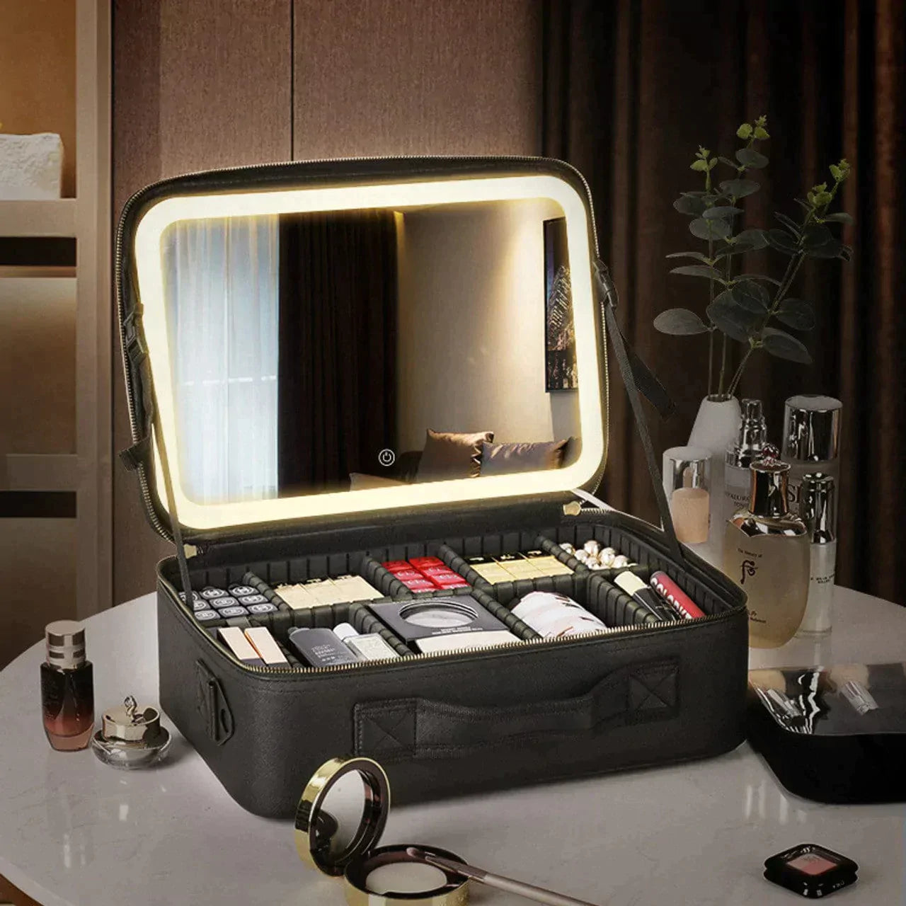 Fably make-up bag with LED mirror