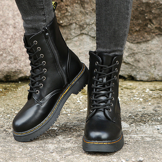 Comfortable Boots with Laces and Zipper