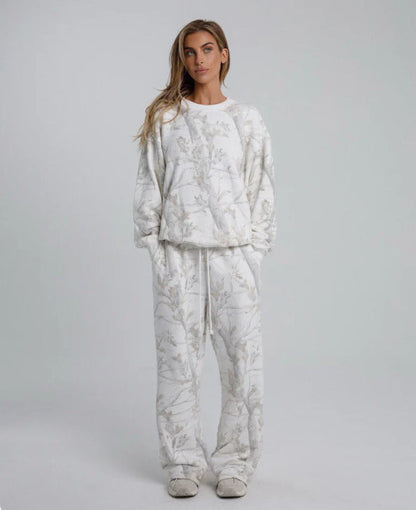 Oline | Three-piece loungewear Set For Women Comfortable And stylish