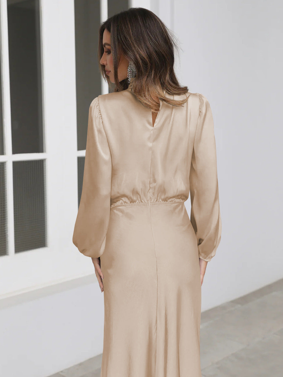 Berit | Elegant Satin Dress With Puffed Sleeves