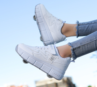 Justine | Heelie Sneakers - Sporty & Modern