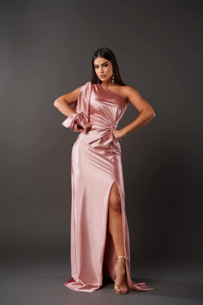 Laresda | Elegant Dress With Finesse For Every Occasion